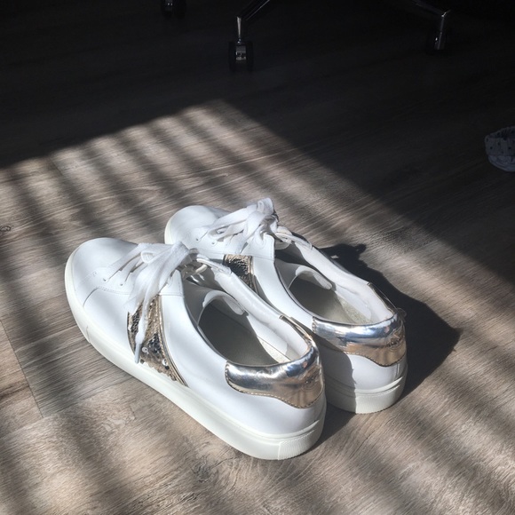 Tory Burch Shoes - Old Tory burch shoes